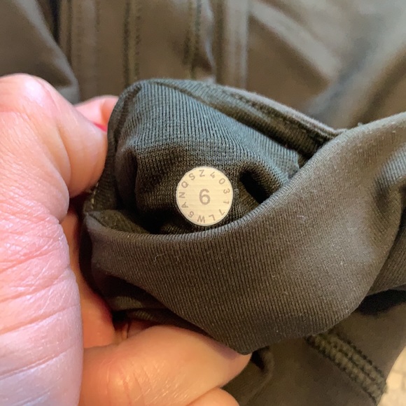 Lululemon miles ahead tight 28 - Picture 10 of 11